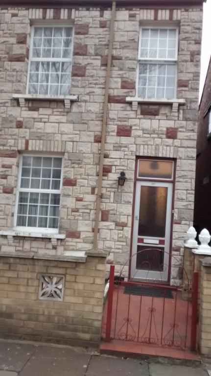 Acton Lodge Guest House London Exterior photo